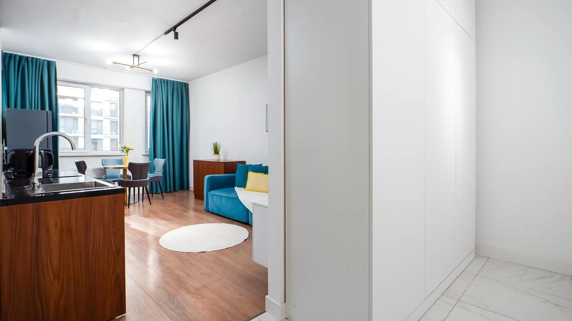 אלמטי Terra One Room Apartments קזחסטן