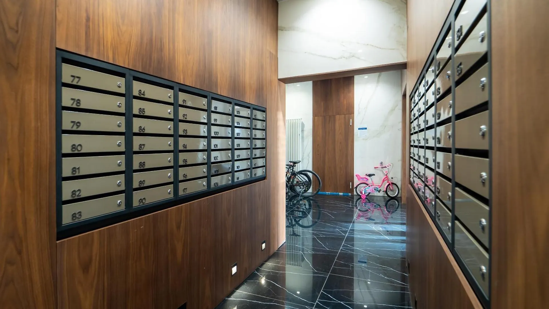 אלמטי Terra One Room Apartments 0*,