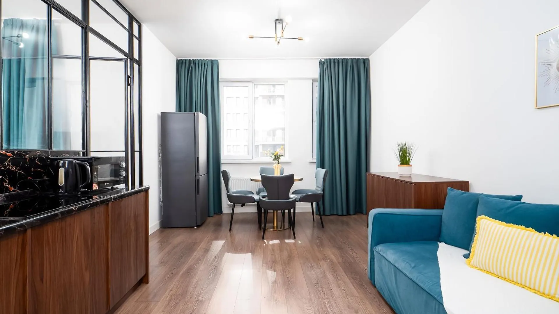 אלמטי Terra One Room Apartments