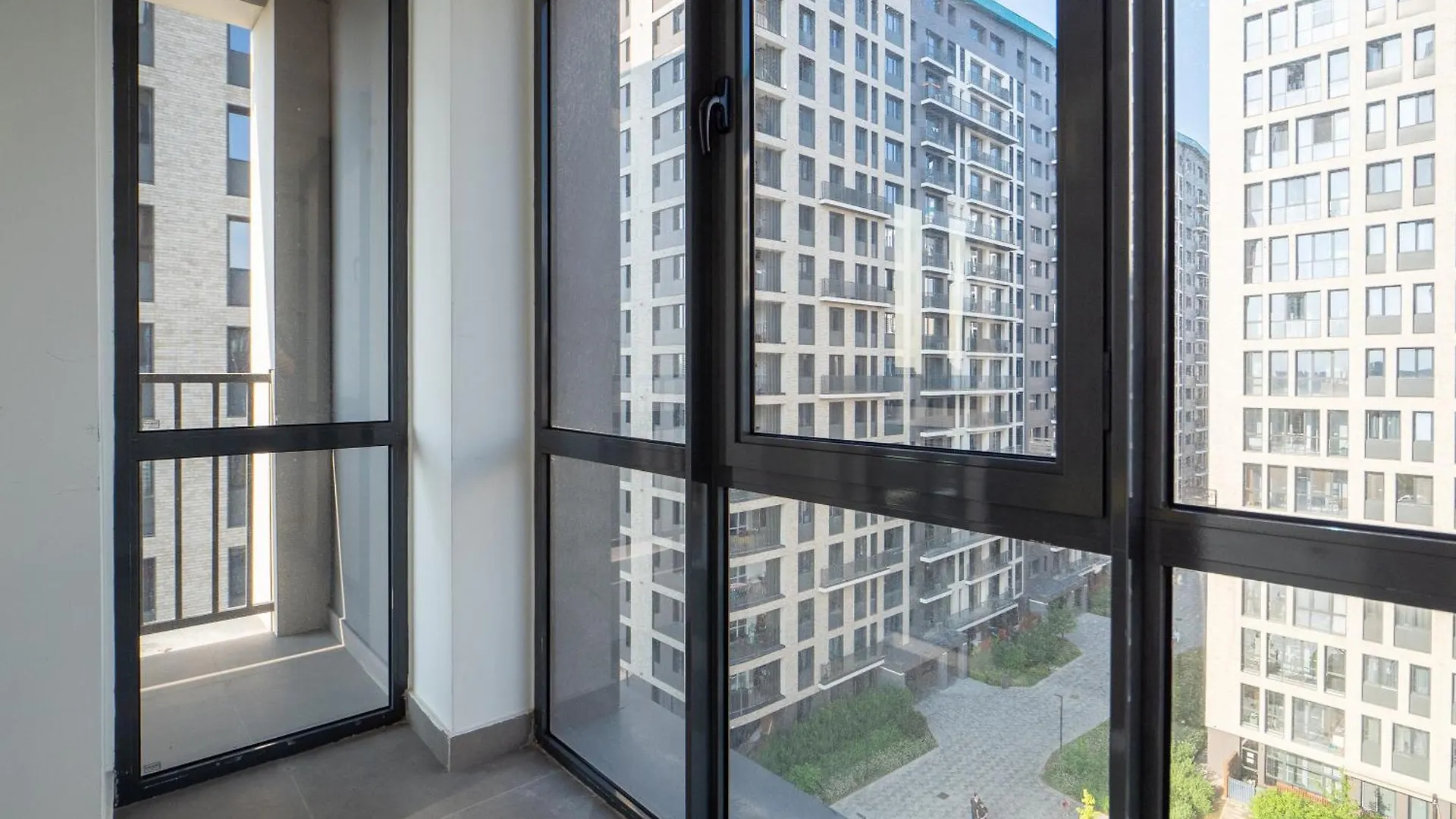 אלמטי Terra One Room Apartments